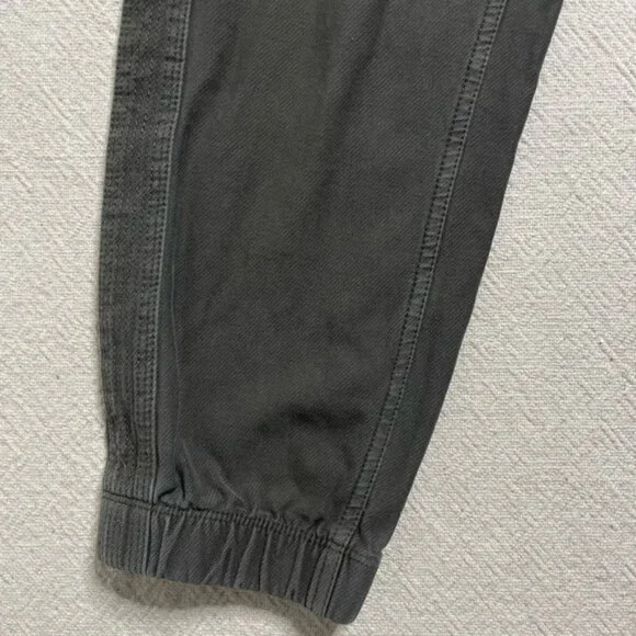 Athleta Farallon Cypress Green Jogger Pants 6 - Picture 5 of 8